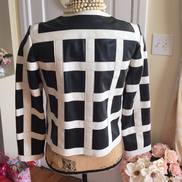 CARLISLE • Gorgeous HIGHRISE Leather Jacket $1395 Retail - Picture 11 of 16